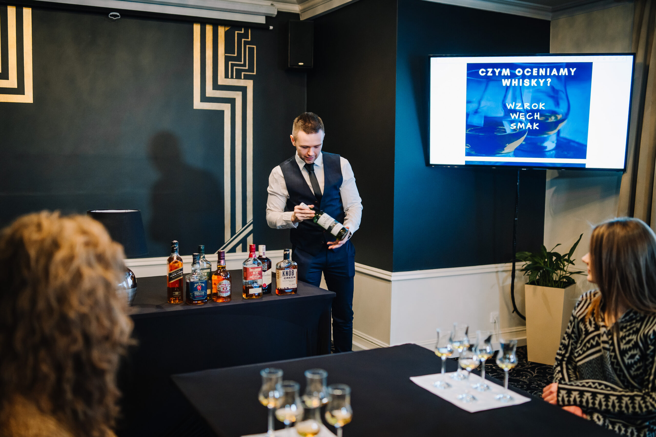 Szkolenia barmańskie i gastronomiczne